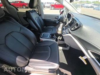 2024 Chrysler Pacifica Touring L 121.6" WB - miniatura 8