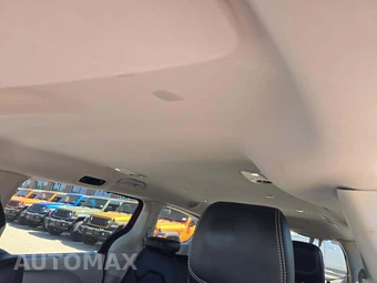 2024 Chrysler Pacifica Touring L 121.6" WB - miniatura 8