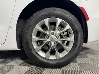 2024 Chrysler Pacifica Touring L 121.6" WB - miniatura 45