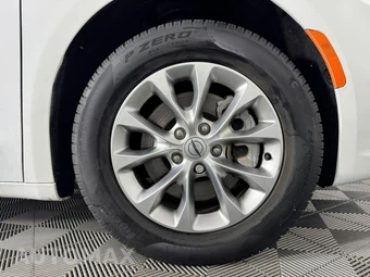 2024 Chrysler Pacifica Touring L 121.6" WB - miniatura 47