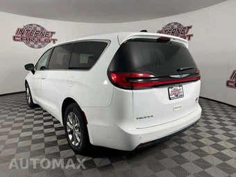 2024 Chrysler Pacifica Touring L 121.6" WB - miniatura 5