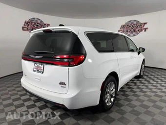 2024 Chrysler Pacifica Touring L 121.6" WB - miniatura 7