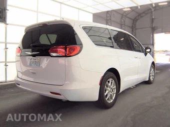 2024 Chrysler Voyager LX 121.6" WB - miniatura 4