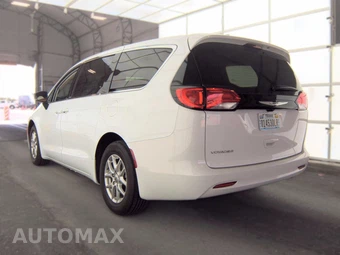 2024 Chrysler Voyager LX 121.6" WB - miniatura 6