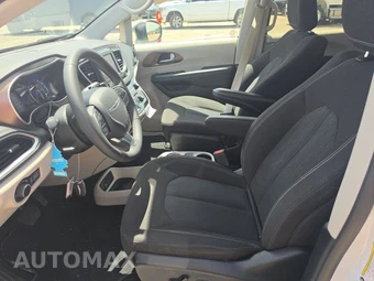 2024 Chrysler Voyager LX 121.6" WB - miniatura 7
