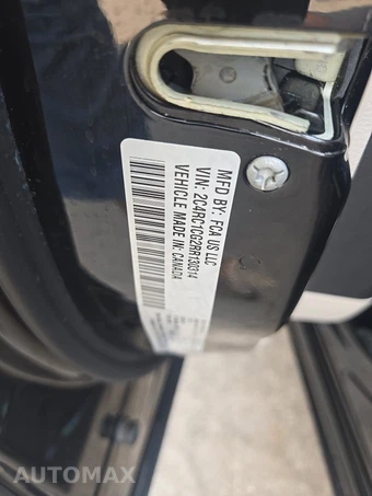 2024 Chrysler Voyager LX 121.6" WB - miniatura 15