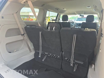 2024 Chrysler Voyager LX 121.6" WB - miniatura 17