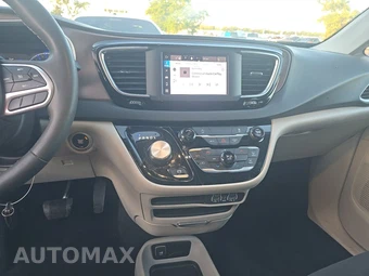 2024 Chrysler Voyager LX 121.6" WB - miniatura 11