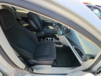 2024 Chrysler Voyager LX 121.6" WB - miniatura 8