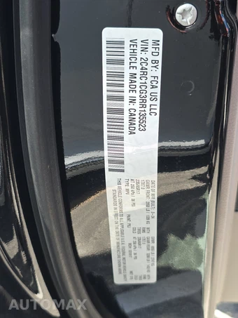 2024 Chrysler Voyager LX 121.6" WB - miniatura 15