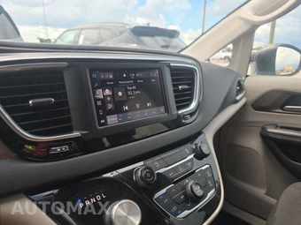 2024 Chrysler Voyager LX 121.6" WB - miniatura 11