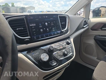 2024 Chrysler Voyager LX 121.6" WB - miniatura 11