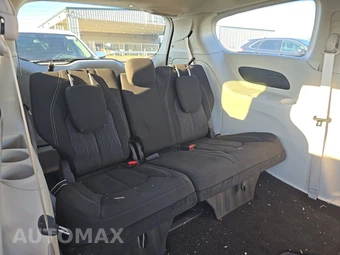 2024 Chrysler Voyager LX 121.6" WB - miniatura 14