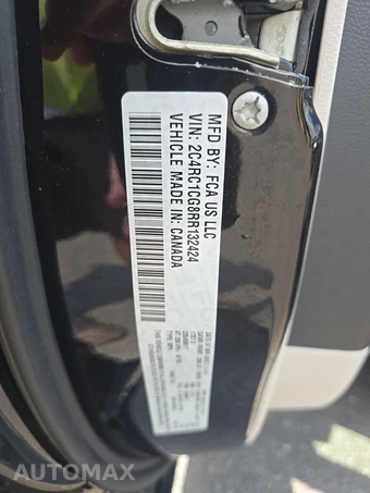 2024 Chrysler Voyager LX 121.6" WB - miniatura 15