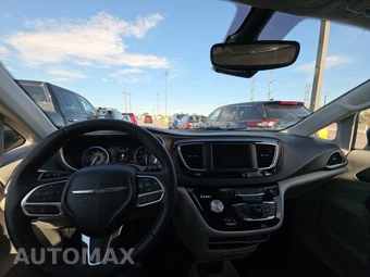 2024 Chrysler Voyager LX 121.6" WB - miniatura 11