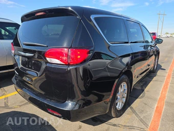 2024 Chrysler Voyager LX 121.6" WB - miniatura 4