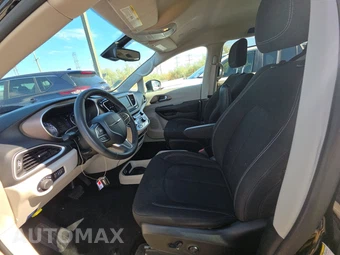 2024 Chrysler Voyager LX 121.6" WB - miniatura 7