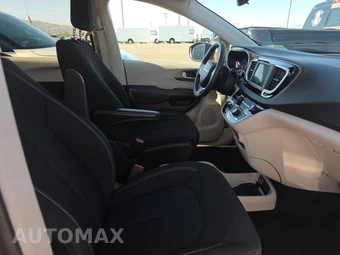 2024 Chrysler Voyager LX 121.6" WB - miniatura 8