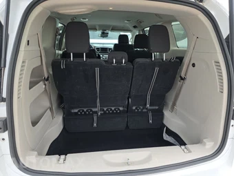 2024 Chrysler Voyager LX 121.6" WB - miniatura 16