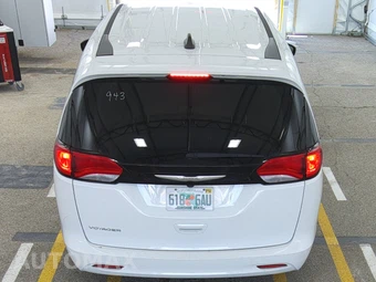 2024 Chrysler Voyager LX 121.6" WB - miniatura 5