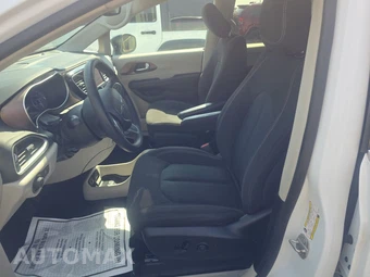 2024 Chrysler Voyager LX 121.6" WB - miniatura 7
