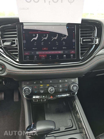 2024 Dodge Durango R/T Plus – miniatura 10