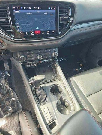2024 Dodge Durango R/T Plus – miniatura 10