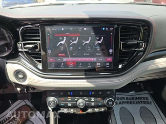 2024 Dodge Durango R/T Plus – miniatura 10
