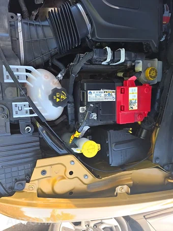2024 Dodge Hornet Plug-In Hybrid R/T Plus - miniatura 21