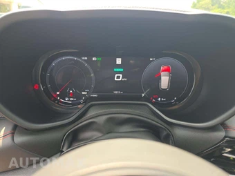 2024 Dodge Hornet Plug-In Hybrid R/T - miniatura 9