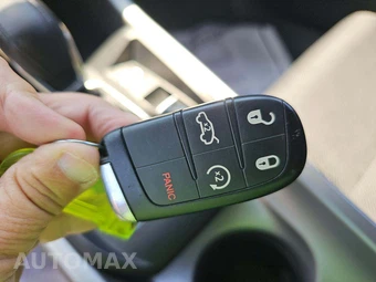 2024 Dodge Hornet Plug-In Hybrid R/T - miniatura 8