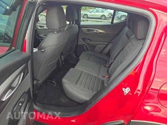 2024 Dodge Hornet Plug-In Hybrid R/T - miniatura 13
