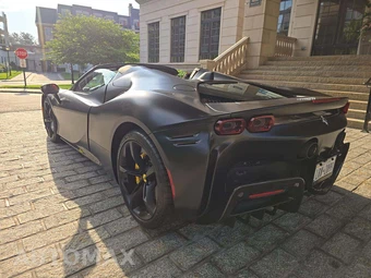 2024 Ferrari SF90 Spider - miniatura 2