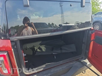 2024 Ford Bronco Badlands Advanced - miniatura 19
