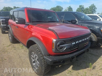 2024 Ford Bronco Badlands Advanced - miniatura 3