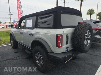2024 Ford Bronco Badlands Advanced - miniatura 2