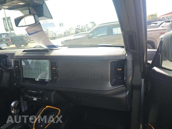 2024 Ford Bronco Badlands Advanced - miniatura 16