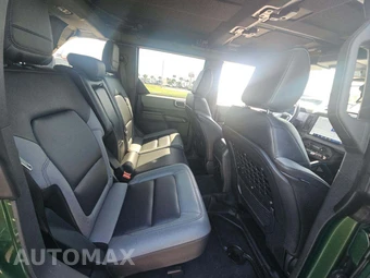 2024 Ford Bronco Black Diamond - miniatura 13