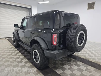2024 Ford Bronco Outer Banks - miniatura 6