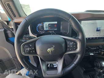 2024 Ford Bronco Outer Banks - miniatura 10