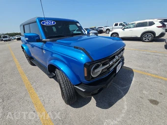 2024 Ford Bronco Outer Banks - miniatura 3