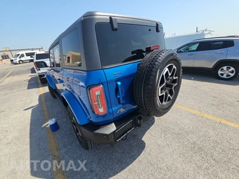 2024 Ford Bronco Outer Banks - miniatura 6