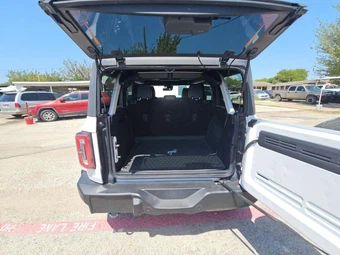 2024 Ford Bronco Outer Banks - miniatura 14