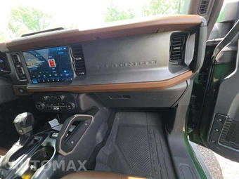 2024 Ford Bronco Outer Banks - miniatura 16