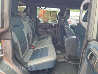 2024 Ford Bronco Outer Banks - miniatura 13
