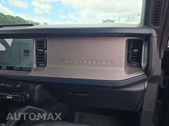 2024 Ford Bronco Outer Banks - miniatura 16