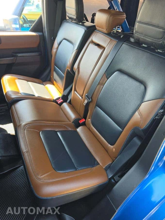 2024 Ford Bronco Outer Banks - miniatura 13