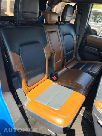 2024 Ford Bronco Outer Banks - miniatura 16