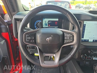 2024 Ford Bronco Outer Banks - miniatura 10