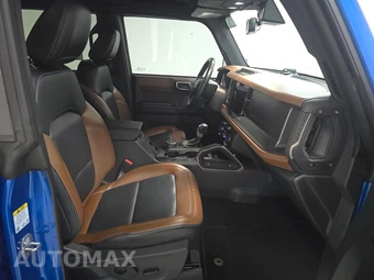 2024 Ford Bronco Outer Banks - miniatura 8
